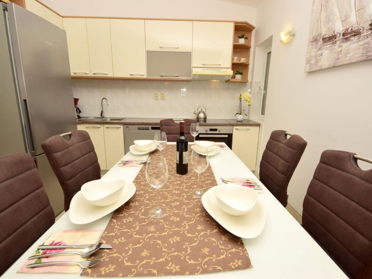 Mornar-2 By Interhome Appartement